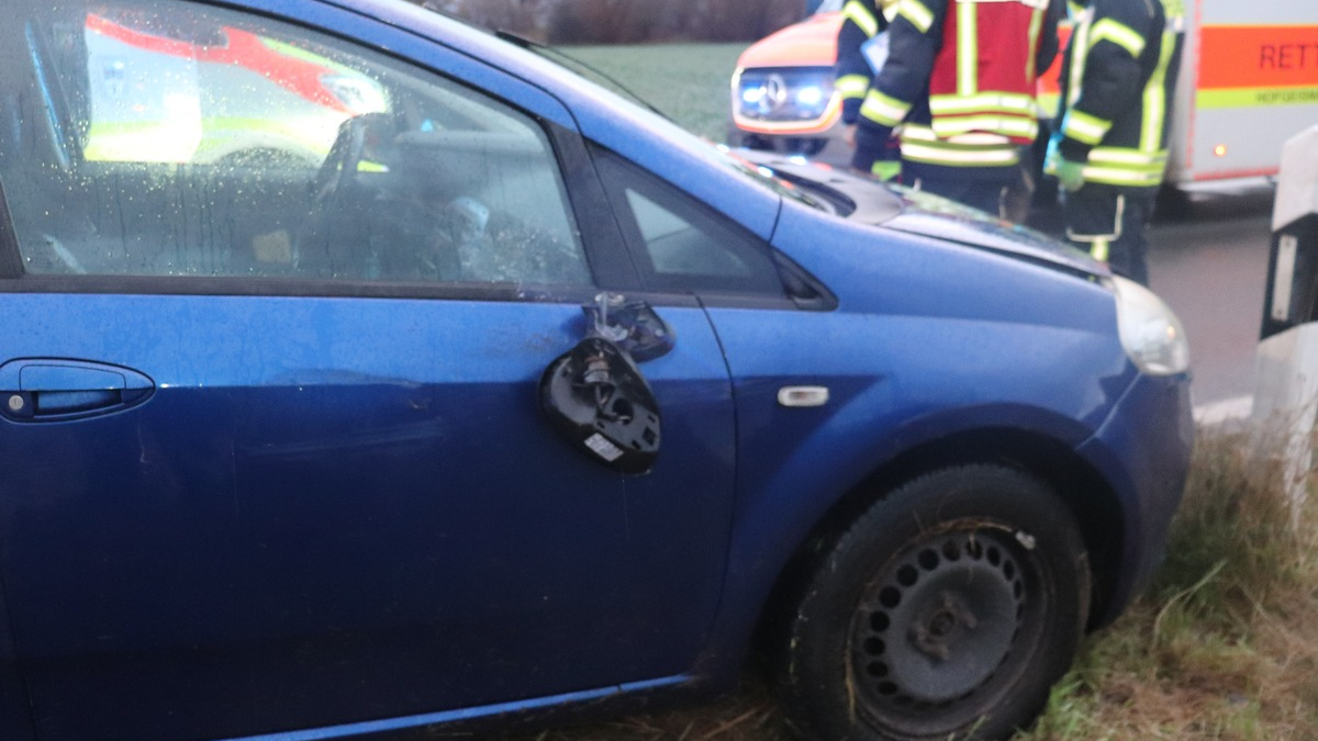 POL-HX: Unfall mit sechs Verletzten nach Überholmanöver - Foto: presseportal.de