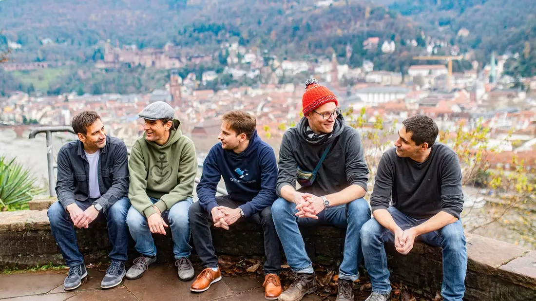 ETL4Balance: KI-Forschungskooperation für autonom betreibbare Cloud-Datenlogistik-Systeme / Deepshore, TU Darmstadt und die Schwarz Digits setzen auf Reinforcement Learning in ETL-Prozessen - Bild: presseportal.de