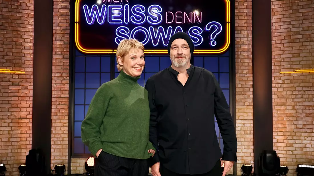 Das Comedy-Duell: Torsten Sträter gegen Cordula Stratmann / Wer weiß denn sowas?- Das Wissensquiz vom 18. bis 22. Dezember 2023, um 18:00 Uhr im Ersten - Bild: presseportal.de