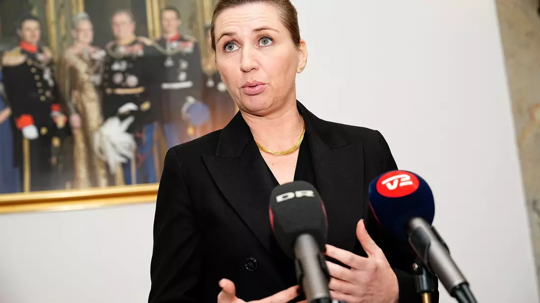 Mette Frederiksen ist Ministerpräsidentin von Dänemark. - Bild: Martin Sylvest/Ritzau Scanpix/AP/dpa
