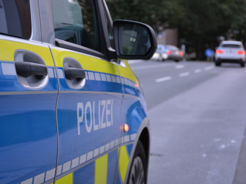 POL-ME: Beim Überqueren der Straße: 53-jährige Fahrradfahrerin kollidiert mit Auto - Langenfeld - 2411104 - Foto: presseportal.de