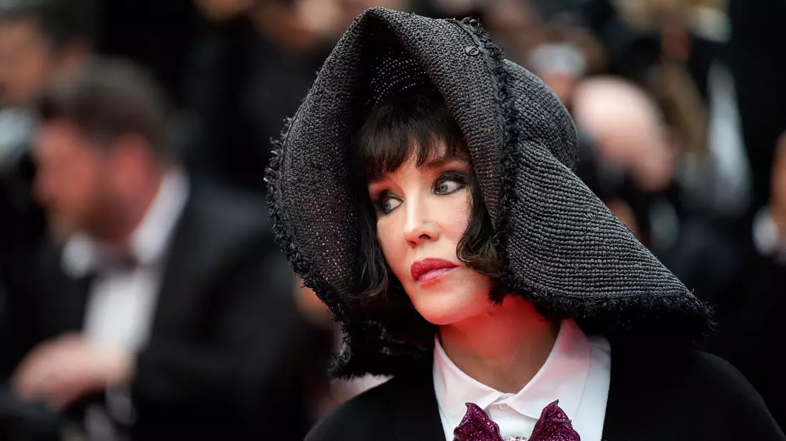 Der französische Filmstar Isabelle Adjani wohnt zur Miete. - Bild: Daniel Cole/AP/dpa