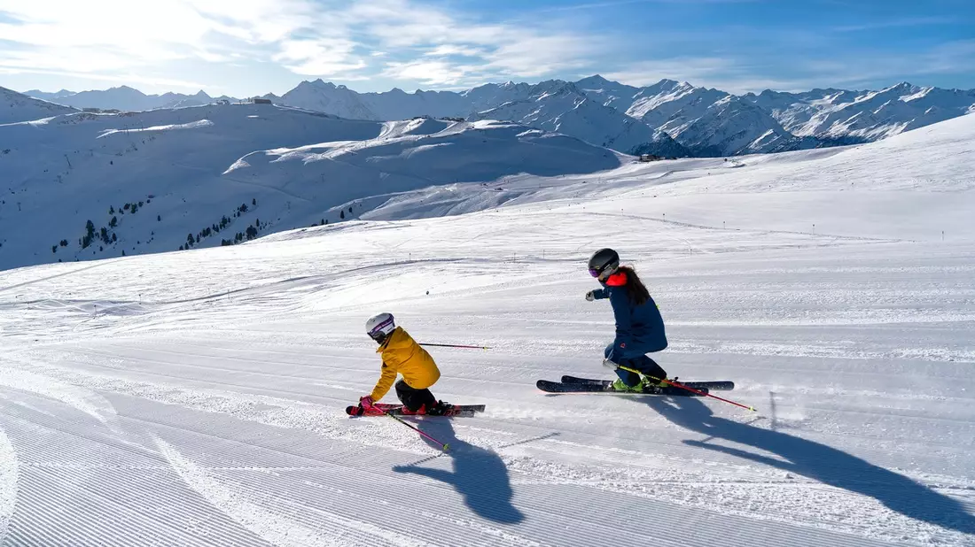 Skifahren bis weit in den Frühling - die Wildkogel-Arena hat dafür die Schneegarantie - Bild: presseportal.de