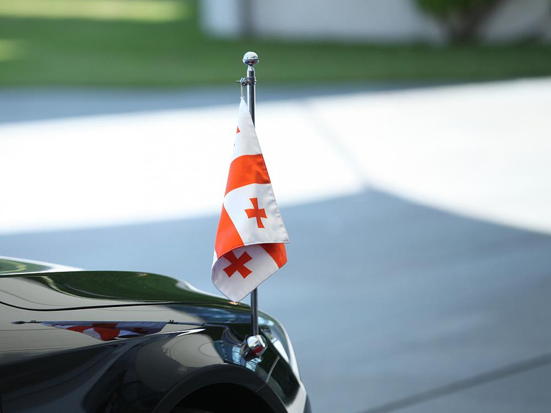 Auto mit Fahne von Georgien (Archiv) - Foto: über dts Nachrichtenagentur