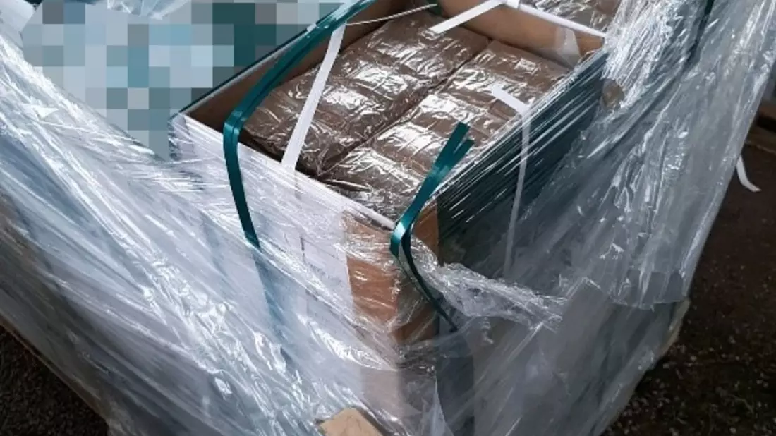 HZA-KA: 500 kg Haschisch in LKW entdeckt - Bild: presseportal.de