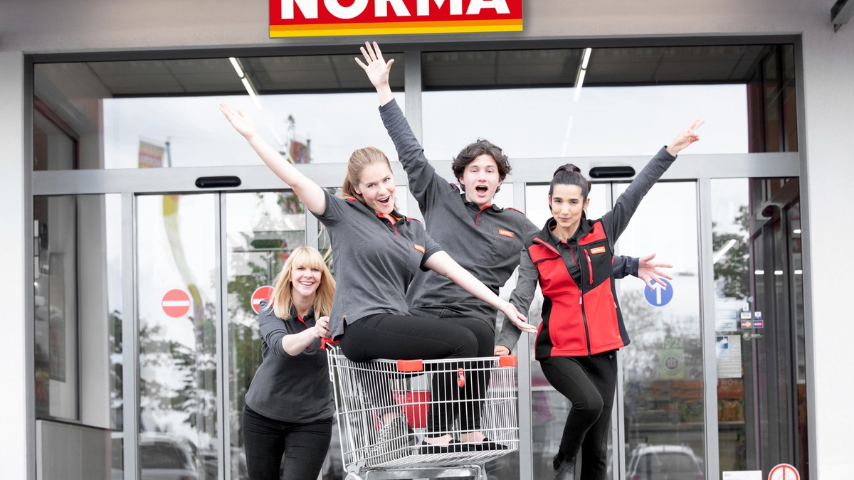 NORMA erhöht das Gehalt für Auszubildende und duale Studierende zum Start ins Jahr 2024 - ca. 30 % über Tarif / Top-Bezahlung für Top-Ausbildung - Foto: presseportal.de