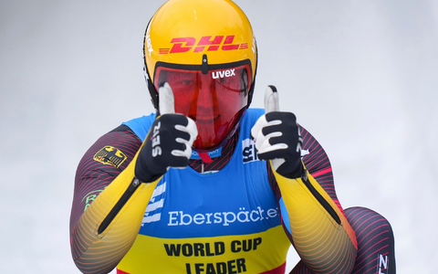 Max Langenhan jubelt nach seinem Sieg. - Foto: Darryl Dyck/The Canadian Press via AP/dpa