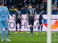 In Bochum flogen aus Protest Tennisbälle auf den Rasen. - Foto: David Inderlied/dpa