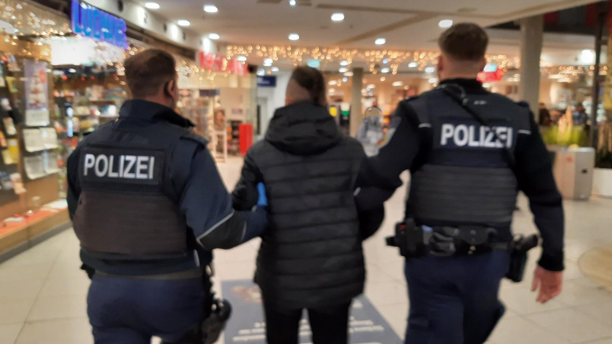 BPOLI MD: Verstärkte Fahndungsmaßnahmen der Bundespolizei bei erhöhtem Reiseaufkommen am Freitagnachmittag - Foto: presseportal.de