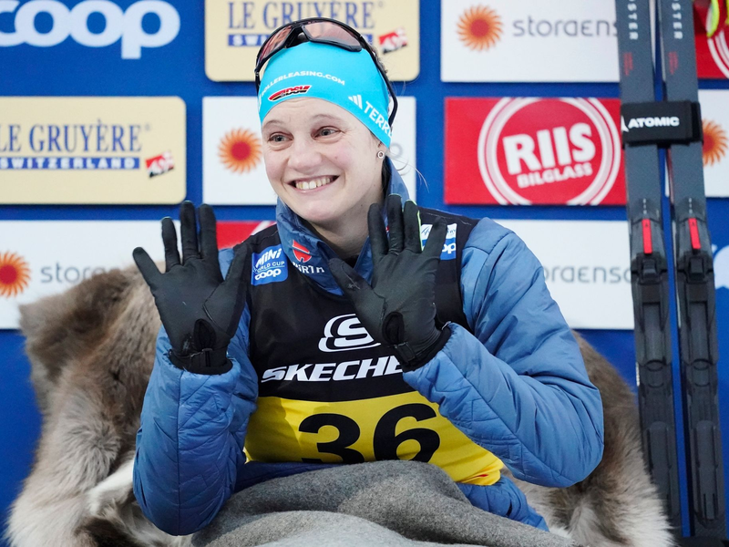 Langläuferin Victoria Carl hat ihr erstes Weltcup-Renen gewonnen. - Foto: Terje Pedersen/NTB Scanpix/AP/dpa