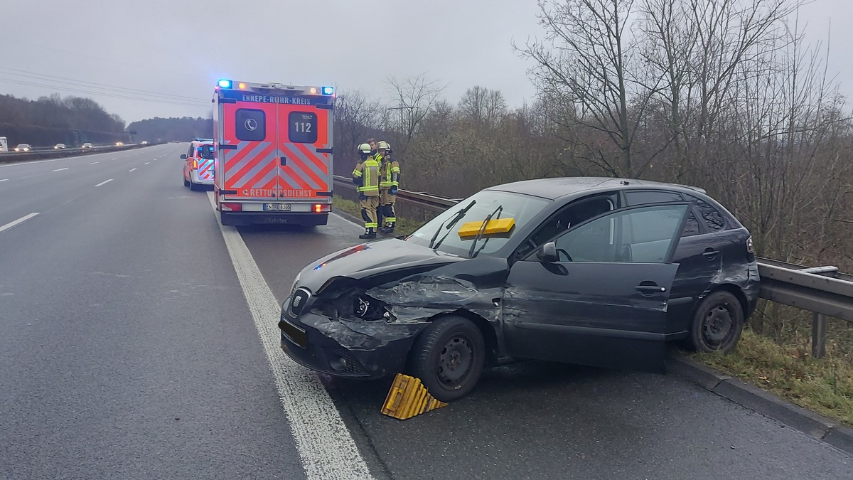 FW-EN: Zimmerbrand und Verkehrsunfall am 3. Advent - Foto: presseportal.de