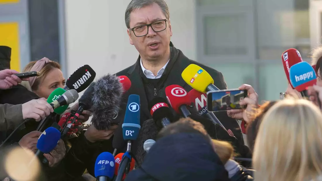 Die Partei von Präsident Aleksandar Vucic hat nach Angaben von Wahlforschern die Parlamentswahl in Serbien gewonnen. - Bild: Darko Vojinovic/AP