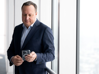 «Es gibt noch Tunnel aus der Kaiserzeit, die unter Denkmalschutz stehen und in die wir keine Kabel verlegen dürfen»: Markus Haas. - Foto: Sven Hoppe/dpa