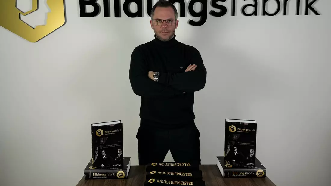 Warum angehende Industriemeister bei der Bildungsfabrik Schlange stehen - Bild: presseportal.de