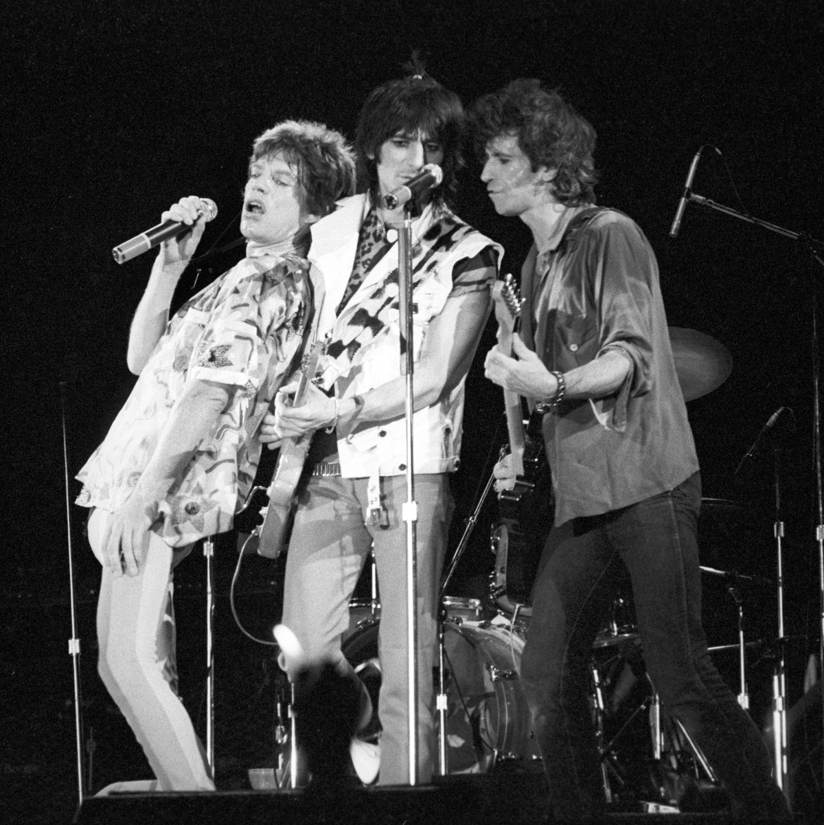 Mick Jagger (l-r), Ron Wood und Keith Richards im Juni 1982. - Foto: Roland Holschneider/dpa