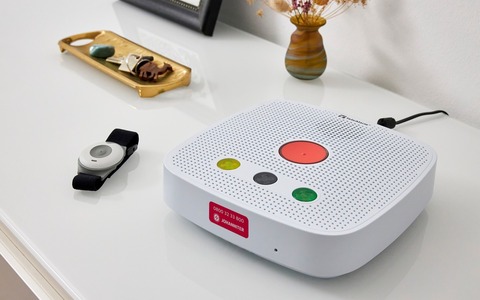 Meilenstein für verantwortungsvolles und nachhaltiges Handeln / Johanniter vereinbaren mit TeleAlarm Recycling von Hausnotrufgeräten - Foto: presseportal.de