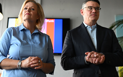 Künftige Koalitionäre: Nancy Faeser (SPD) und Ministerpräsident Boris Rhein (CDU). - Foto: Arne Dedert/dpa