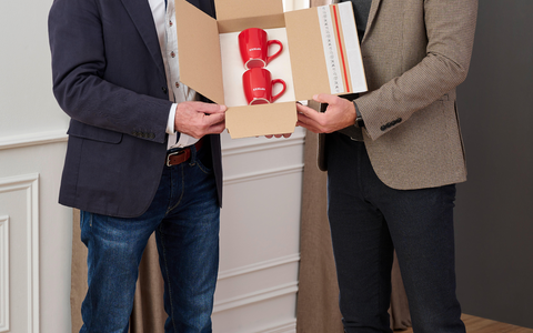 Ivan Christensen und Sascha Matzner - Foto: XXXLutz KG über pressetext.de