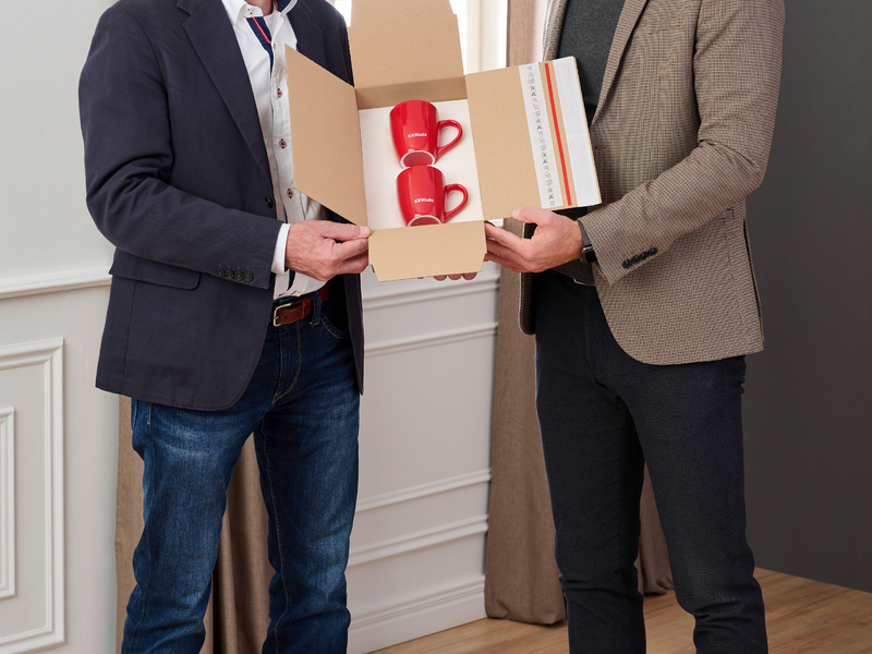 Ivan Christensen und Sascha Matzner - Foto: XXXLutz KG über pressetext.de