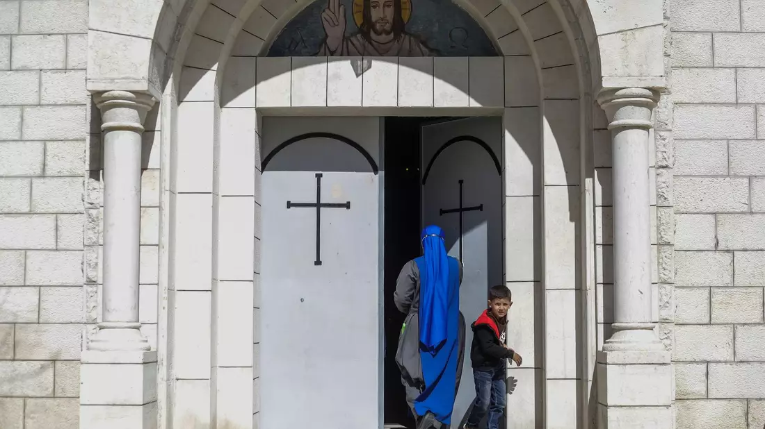 Eingang einer Kirche in Gaza. (Symbolbild) - Bild: Mahmoud Issa/Quds Net News via ZUMA Wire/dpa