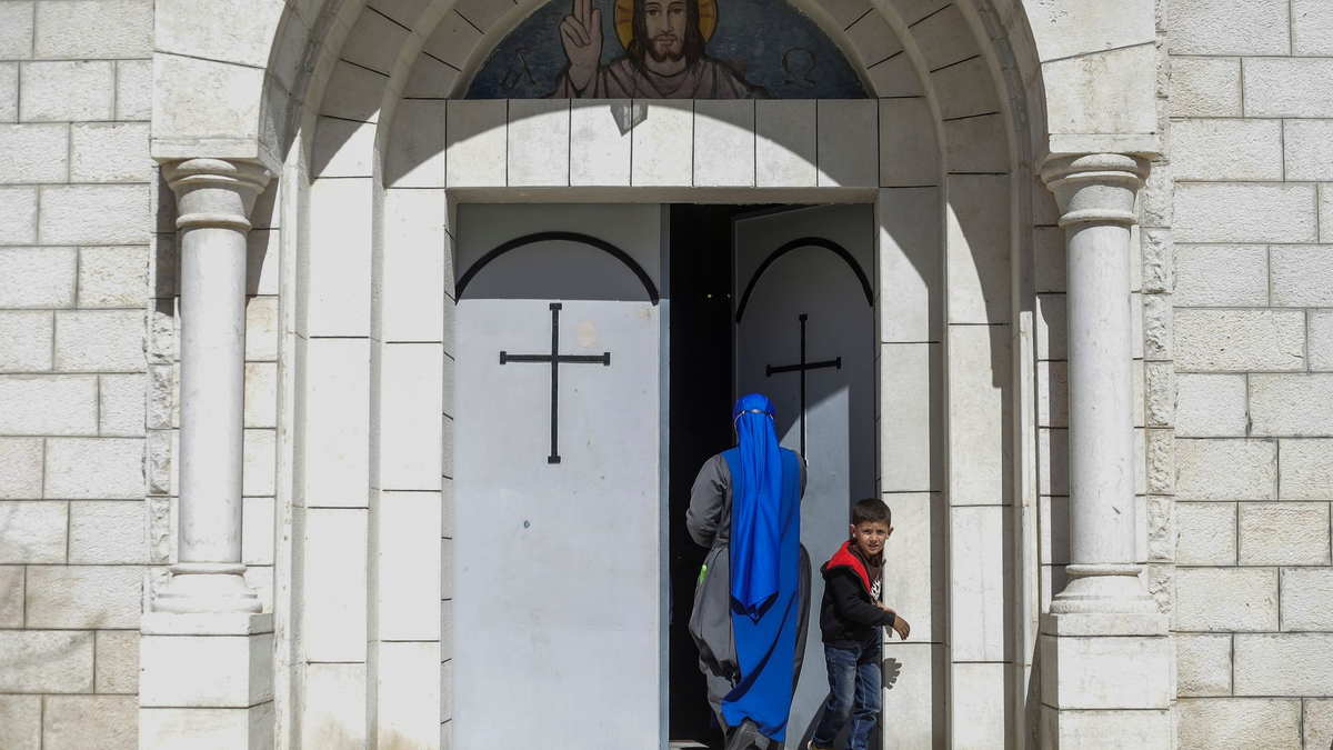 Eingang einer Kirche in Gaza. (Symbolbild) - Foto: Mahmoud Issa/Quds Net News via ZUMA Wire/dpa
