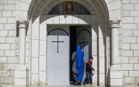 Eingang einer Kirche in Gaza. (Symbolbild) - Foto: Mahmoud Issa/Quds Net News via ZUMA Wire/dpa