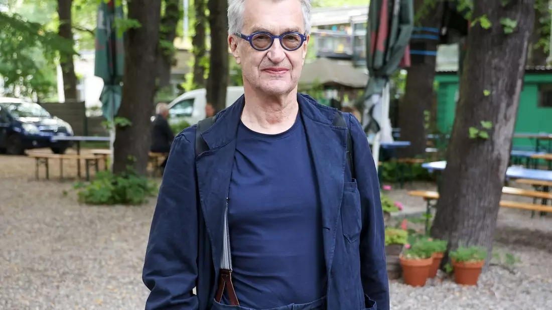 Filmemacher Wim Wenders hat eine enge Beziehung zu Japan. - Bild: Gerald Matzka/dpa