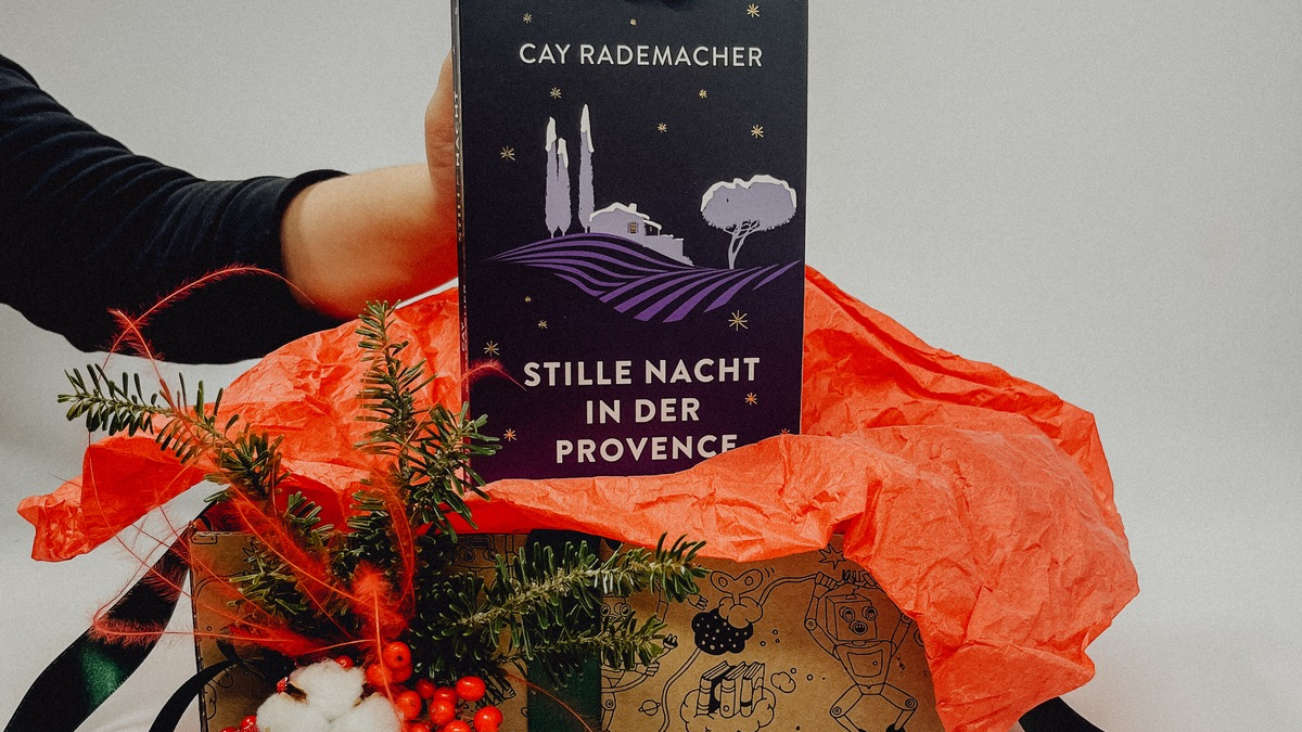 Zu Weihnachten mit Bookbot Büchern ein neues Leben schenken - Foto: presseportal.de