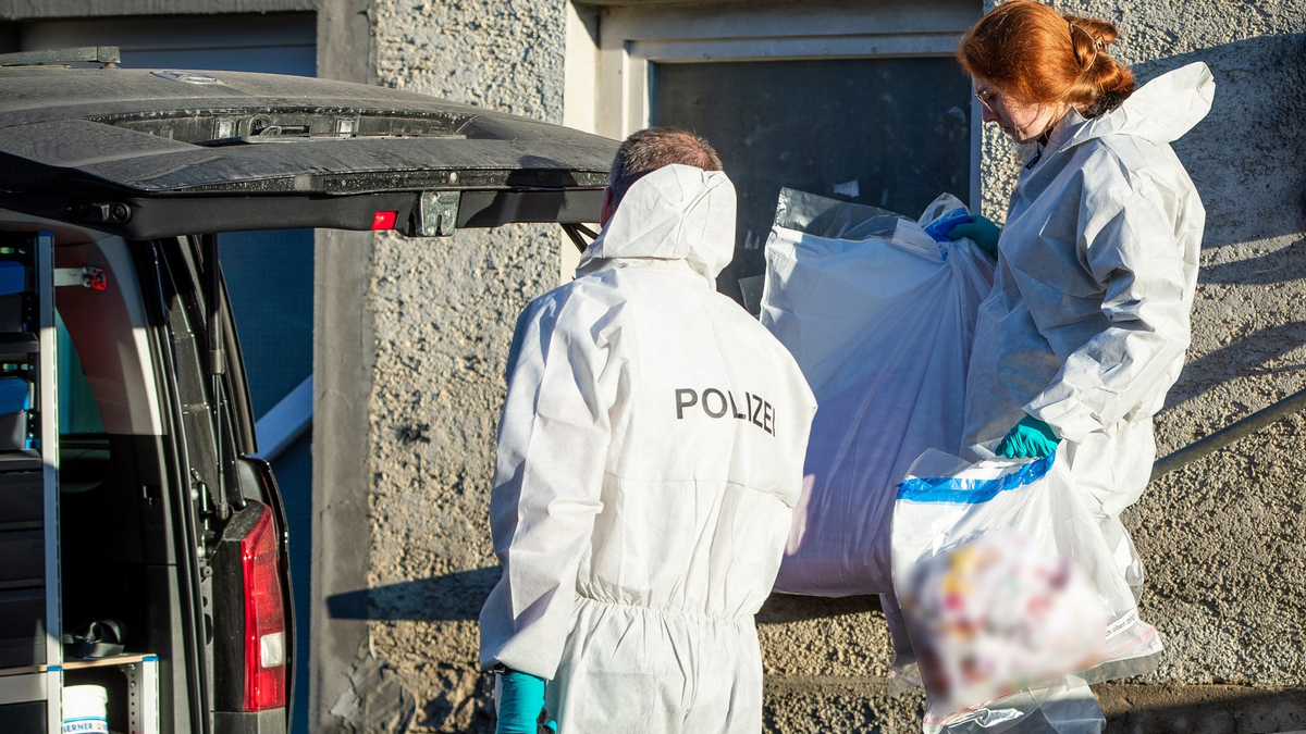 Eine Zweijährige hatte ihr Elternhaus wahrscheinlich am Sonntagnachmittag in einem unbeobachteten Moment verlassen. - Foto: Christoph Schmidt/dpa
