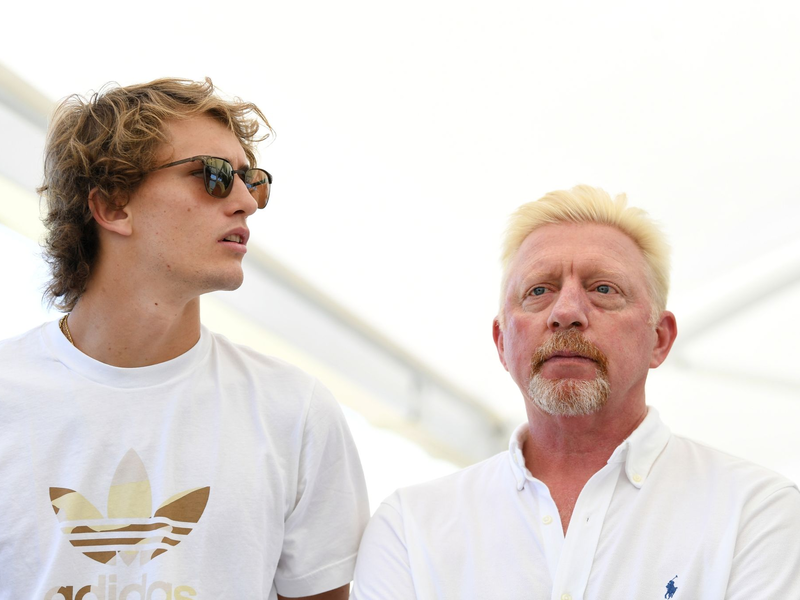 Alexander Zverev (l) will in der Weltrangliste noch weiter nach oben klettern. Boris Becker sieht dafür gute Chancen. - Foto: Dan Peled/AAP/dpa