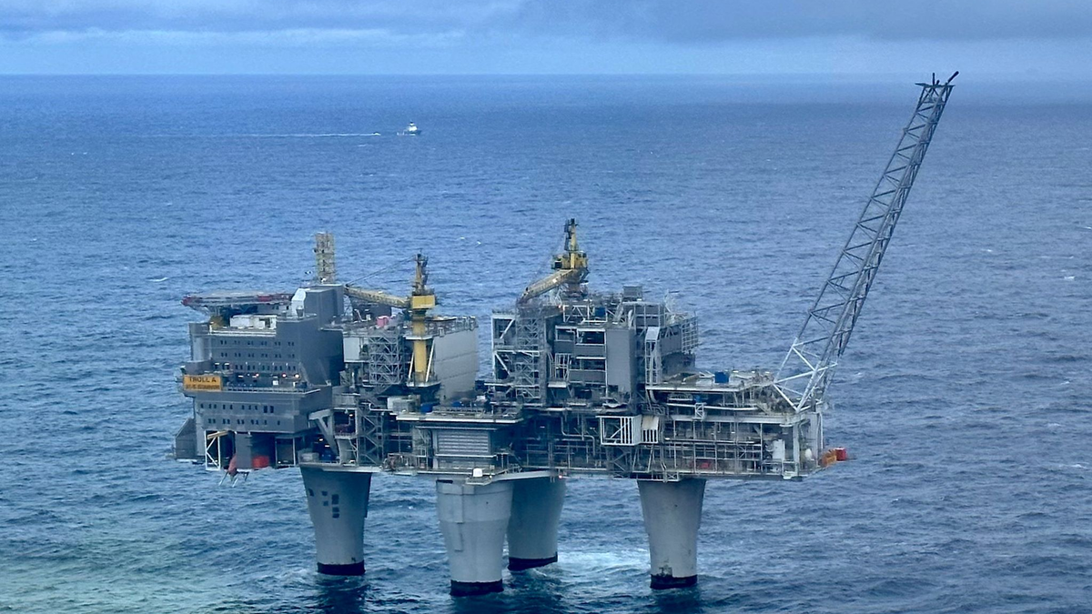 Die Gasförderplattform Troll A vor der norwegischen Westküste:  Das staatliche deutsche Energieunternehmen Sefe und der norwegische Konzern Equinor haben langfristige Gaslieferungen vereinbart. - Foto: Steffen Trumpf/dpa