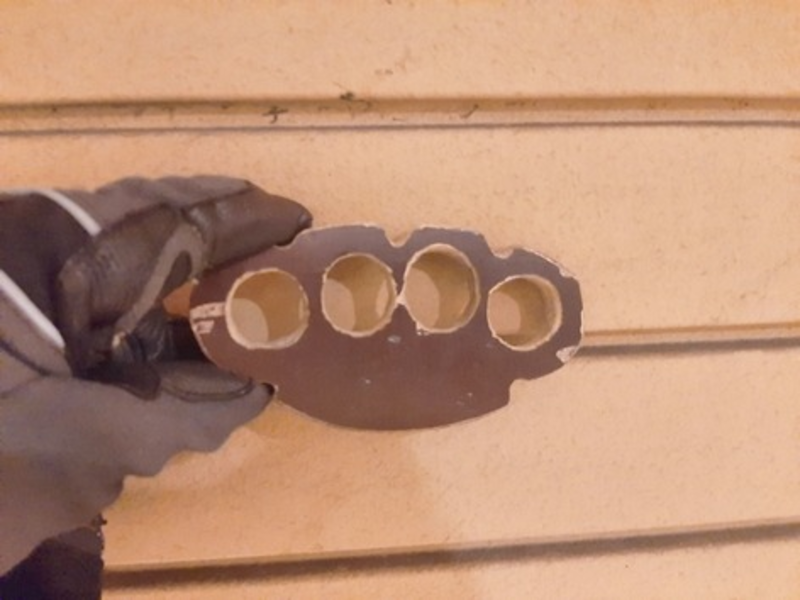 BPOL-FL: HEI - Jugendliche mit Schlagring und Teleskopschlagstock angetroffen - Foto: presseportal.de