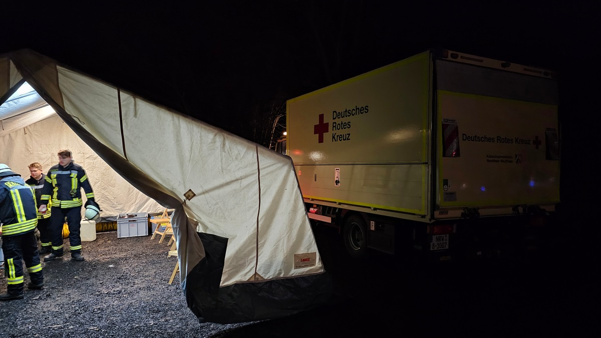 FW-AR: TRAGISCHER FEUERWEHREINSATZ IN ARNSBERG-HÜSTEN - Foto: presseportal.de