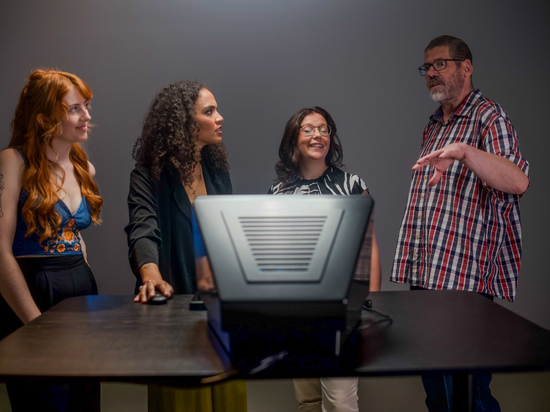 Achtung Redaktionen: Sperrfrist bis 30.12.2023, 5.00 Uhr! / „Better than human?“: MDR/WDR-Doku wagt ungewöhnliches KI-Experiment - Foto: presseportal.de