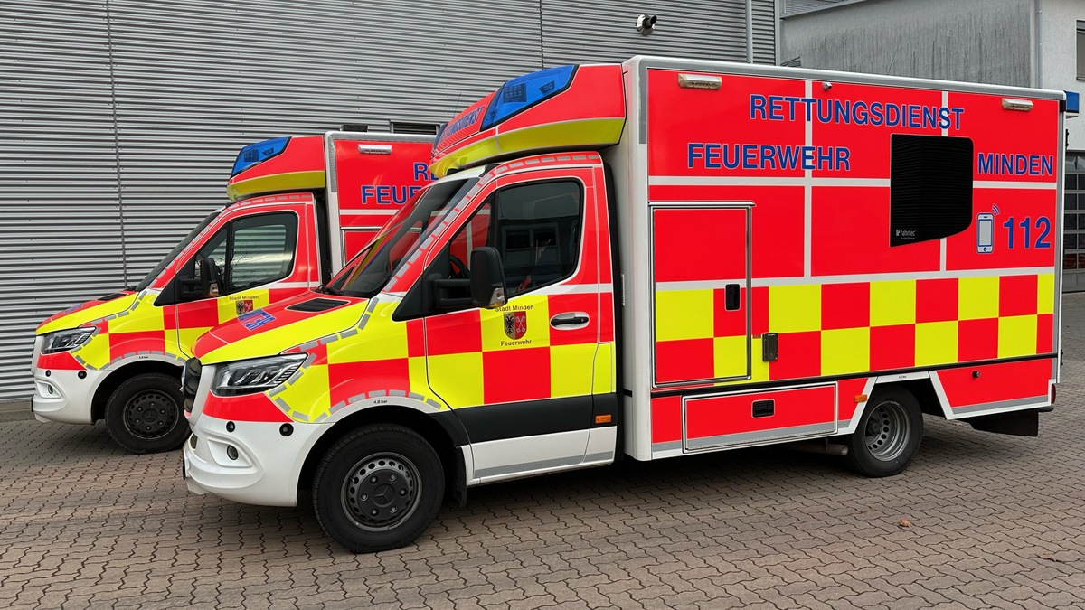 FW Minden: Rettungswagen mit modernisierter Technik und im neuen Design - Foto: presseportal.de