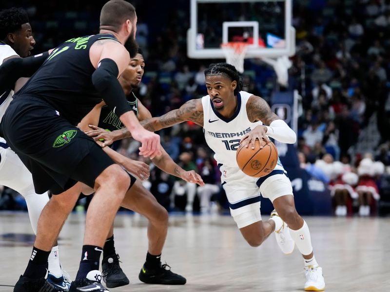 Nach seiner Sperre steht NBA-Star Ja Morant wieder auf dem Platz. - Foto: Gerald Herbert/AP