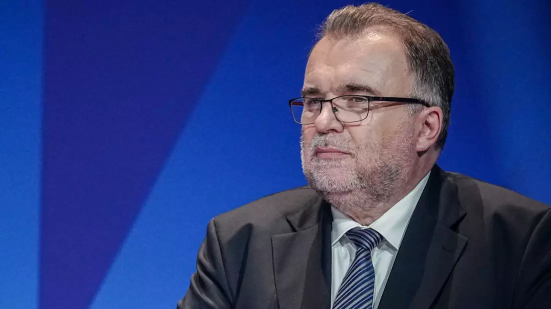 «Eine politische Bewegung, die die Wende rückwärts zu Nationalismus beschwört, ist schädlich für dieses Land: für die Wirtschaft und für Ansehen und Erfolg Deutschlands im globalen Kontext», sagt BDI-Präsident Siegfried Russwurm. - Bild: Kay Nietfeld/dpa