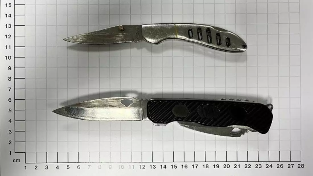 BPOL NRW: Hauptbahnhof Münster - Bundespolizei beschlagnahmt verbotene Messer - Bild: presseportal.de
