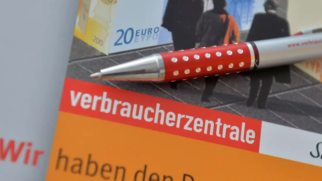 Das Klimageld steht als Konzept im Koalitionsvertrag von SPD, Grünen und FDP. Nun gibt es Forderungen zur Umsetzung. - Bild: Hendrik Schmidt/dpa