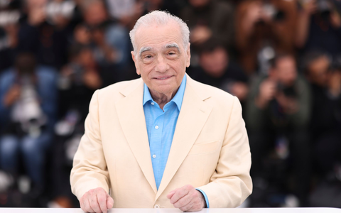 Martin Scorsese, Regisseur aus den USA, steht während eines Fototermins in Cannes. Er wird mit dem Goldenen Ehrenbären der Berlinale für sein Lebenswerk ausgezeichnet. (zu dpa Goldener Ehrenbär der Berlinale für Regisseur Martin Scorsese) - Foto: Vianney Le Caer/Invision/AP/dpa Martin Scorsese, Regisseur aus den USA, steht während eines Fototermins in Cannes. Er wird mit dem Goldenen Ehrenbären der Berlinale für sein Lebenswerk ausgezeichnet. (zu dpa Goldener Ehrenbär der Berlinale für Regisseur Martin Scorsese) - Foto: Vianney Le Caer/Invision/AP/dpa