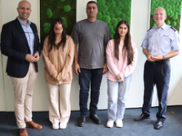 POL-MI: Landrat Ali Do?an dankt für selbstlose Rettungstat - Foto: presseportal.de