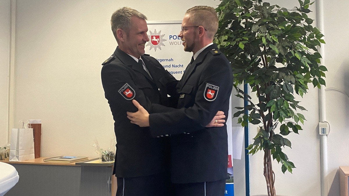 POL-BS: Führungswechsel im Polizeikommissariat Helmstedt bei der Polizeiinspektion Wolfsburg-Helmstedt - Foto: presseportal.de
