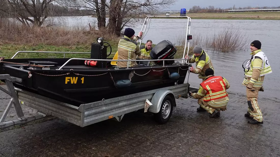 FW Dresden: Informationen zum Einsatzgeschehen der Feuerwehr Dresden vom 21. Dezember 2023 - Bild: presseportal.de