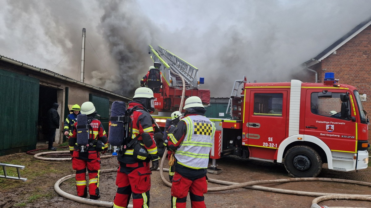 FW Bad Segeberg: Freiwillige Feuerwehr Bad Segeberg in den letzten Tagen stark gefordert! - Foto: presseportal.de