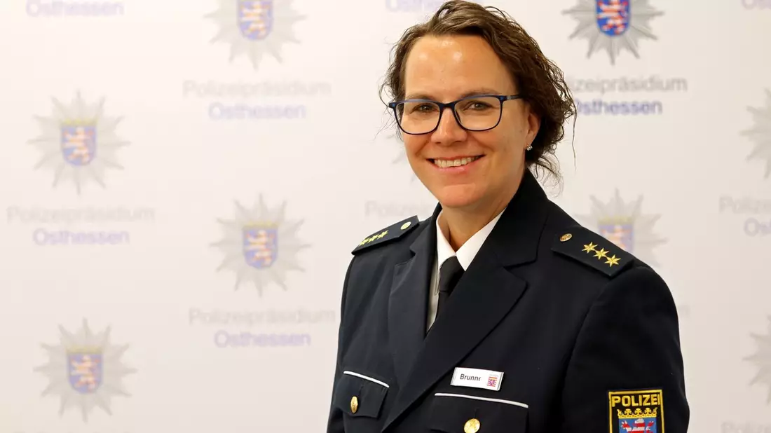 POL-OH: Frauenpower im Polizeipräsidium Osthessen: Polizeidirektorin Jasmin Brunner neue Leiterin des Abteilungsstabs - Bild: presseportal.de