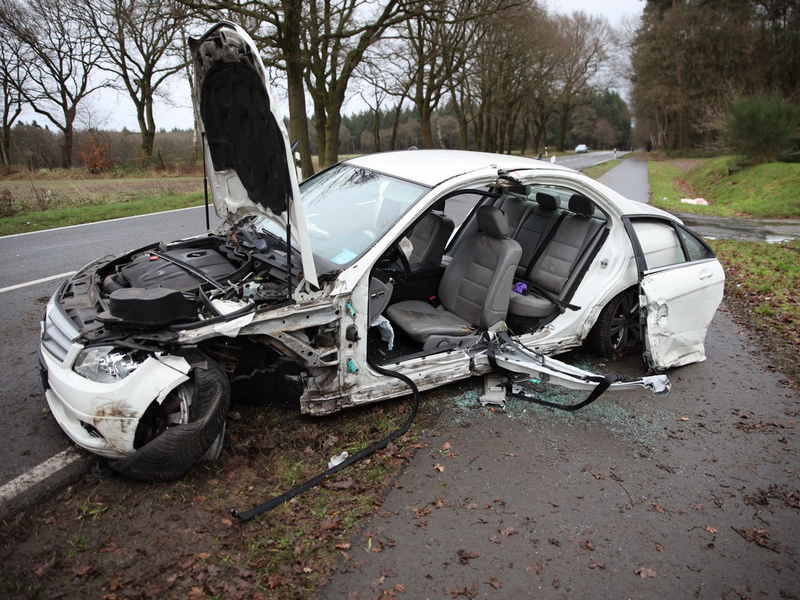 FW-OLL: Schwerer Verkehrsunfall auf der Wildeshauser Straße zwischen Kirchhatten und Neerstedt - Foto: presseportal.de