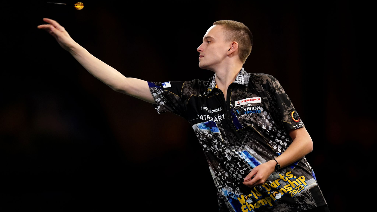 Ricardo Pietreczko trifft bei der Darts-WM auf Topfavorit Luke Humphries. - Foto: John Walton/PA Wire/dpa