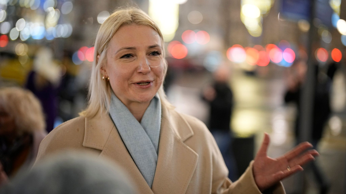 Hatte bei der Präsidentenwahl am 17. März gegen Wladimir Putin antreten wollen: Jekaterina Dunzowa. - Foto: Alexander Zemlianichenko/AP/dpa