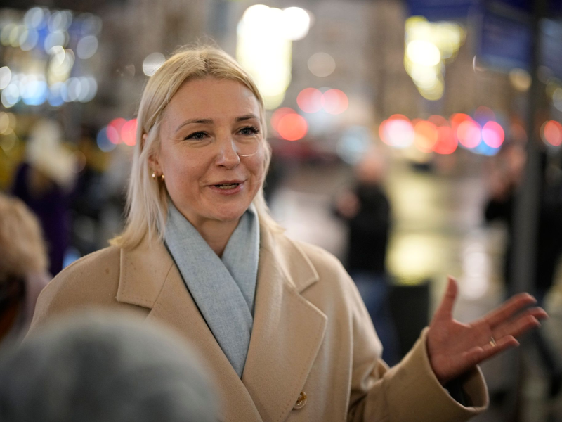 Hatte bei der Präsidentenwahl am 17. März gegen Wladimir Putin antreten wollen: Jekaterina Dunzowa. - Foto: Alexander Zemlianichenko/AP/dpa