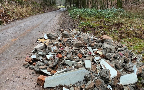 POL-PDPS: Illegale Schuttentsorgung - Foto: presseportal.de